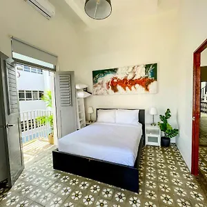 Aparthotel Nando's Place San Juan